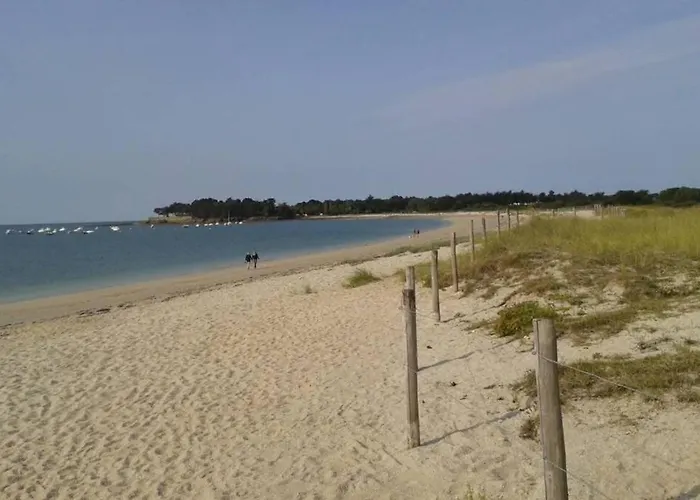 La plage à 350m-le Centre à 500m- Agréable Studio